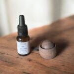 Ambientador de coche con bola difusora y aceite esencial de lavandín